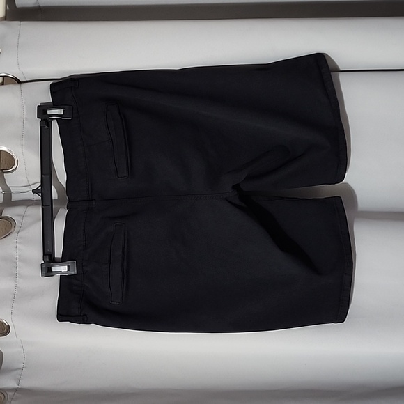 American Eagle black size 14 bermuda shorts - Picture 2 of 5